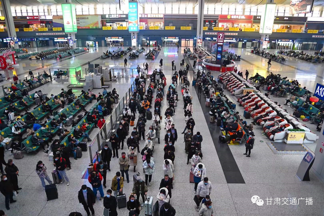 春运最长列车开通，连接归家之路，温暖人心之旅