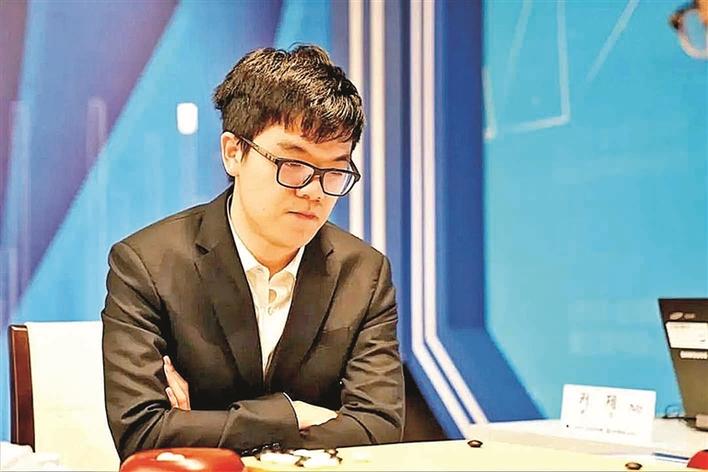 柯洁改个人简介，世界围棋九冠王——荣耀背后的故事