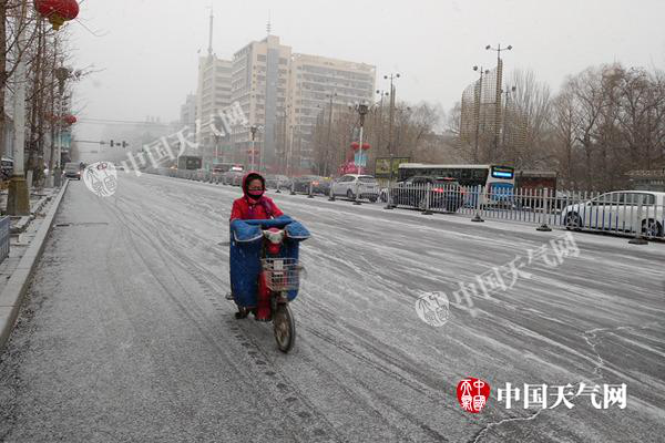 全国大范围雨雪降温来袭，你准备好了吗？揭秘天气巨变背后的真相！香港视角深度剖析。